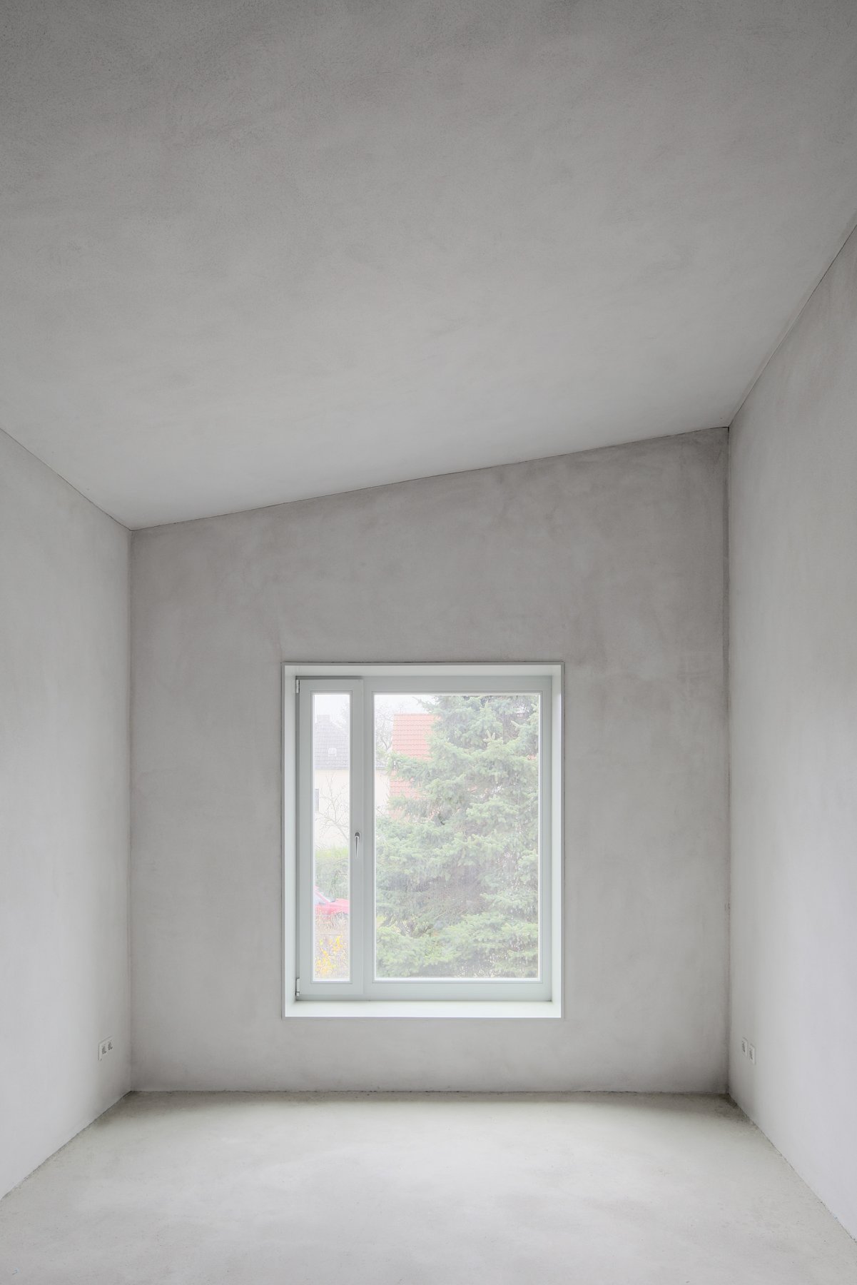 House for an artist in Berlin by Bruno Fioretti Marquez 