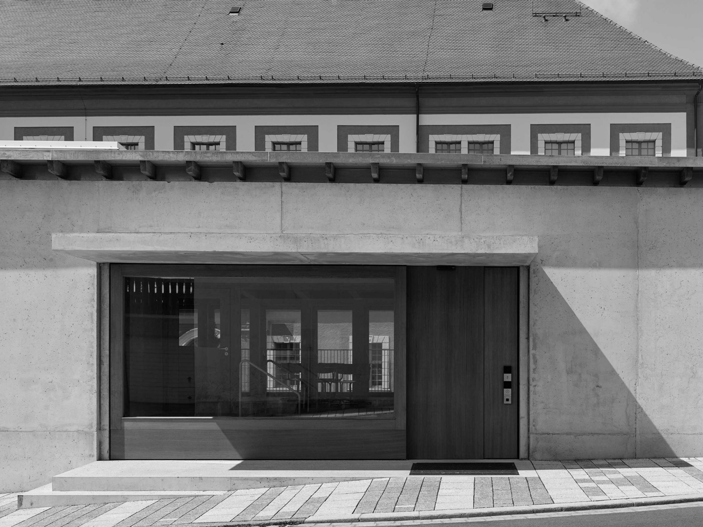 BFM Landratsamt Neustadt Fassade  