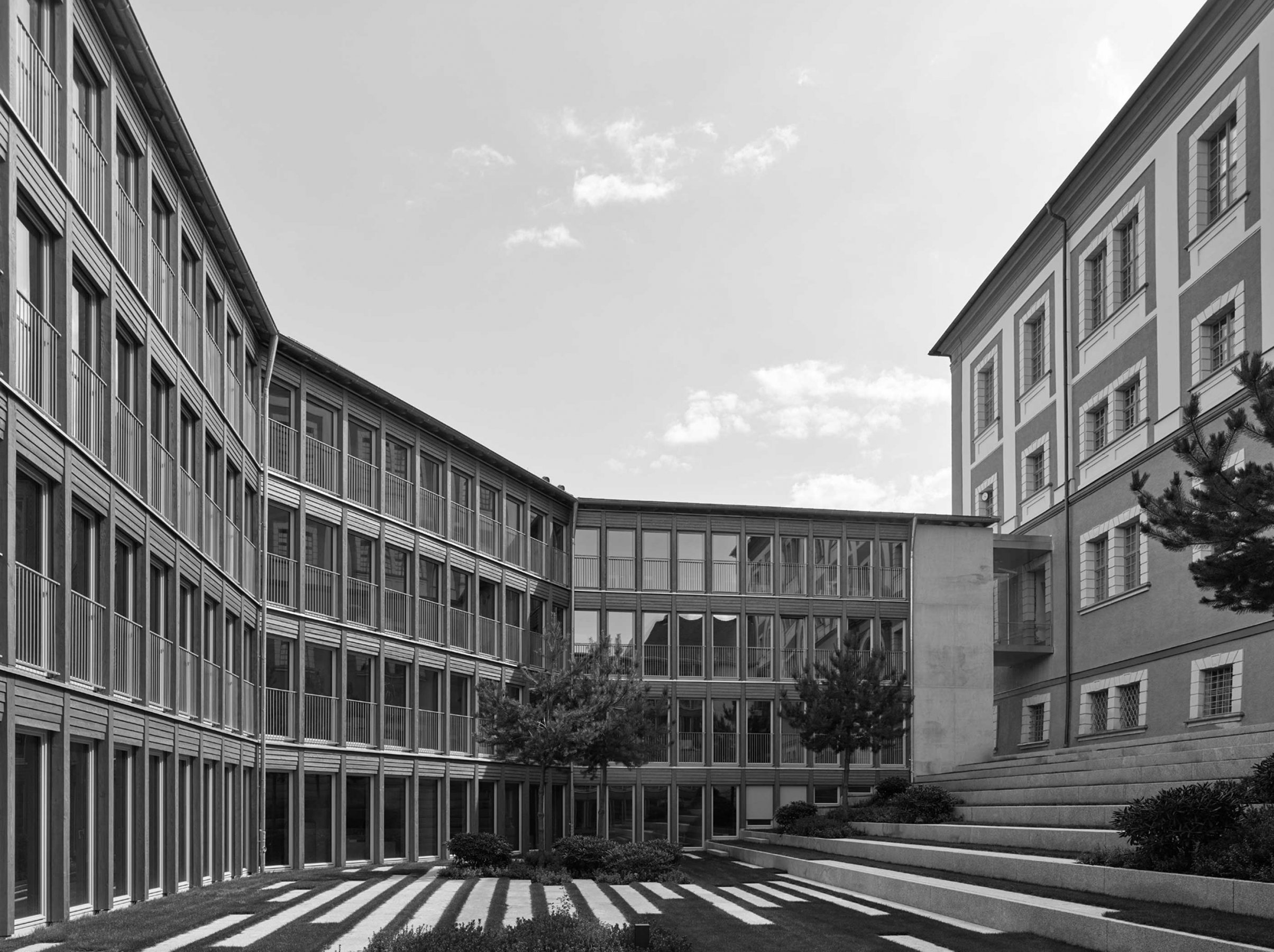 BFM Landratsamt Neustadt Hoffassade  